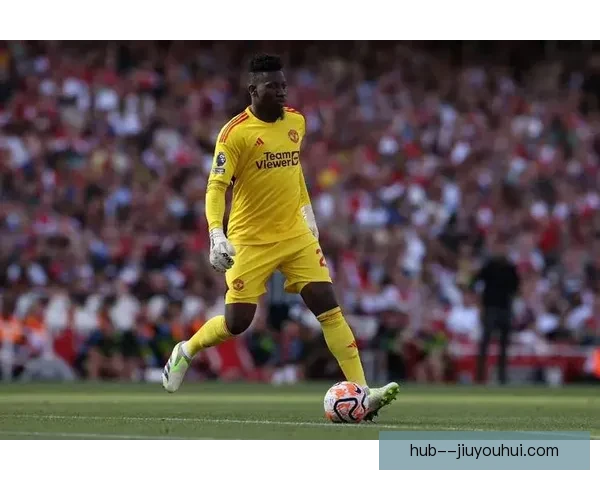 帕普·萨尔中场精彩远射力破曼联防线斩获进球